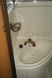 Wasserhahn Bad vorher